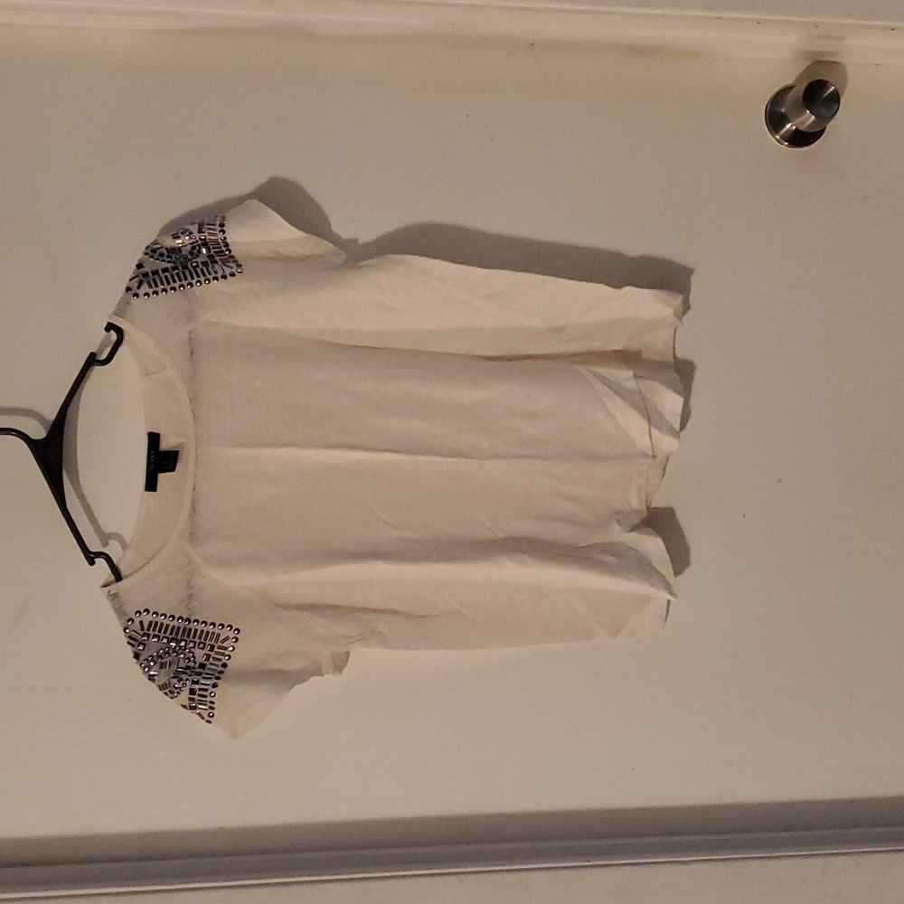 M White Forever 21 Shirt with Metallic Shoulder Pattern